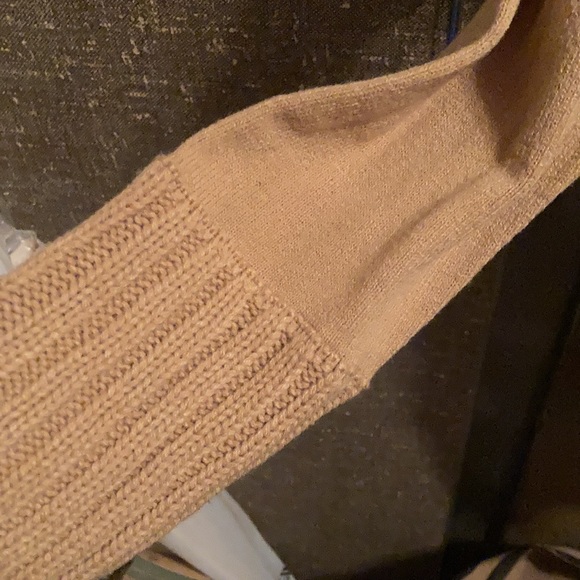 NWT Extra long ladies tan sweater with belt - Picture 5 of 8